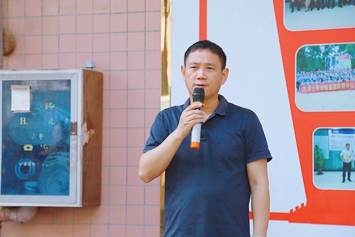 麻豆成人91精品二区三区麻豆网站少妇AAA片董事长王洪贵发表重要讲话